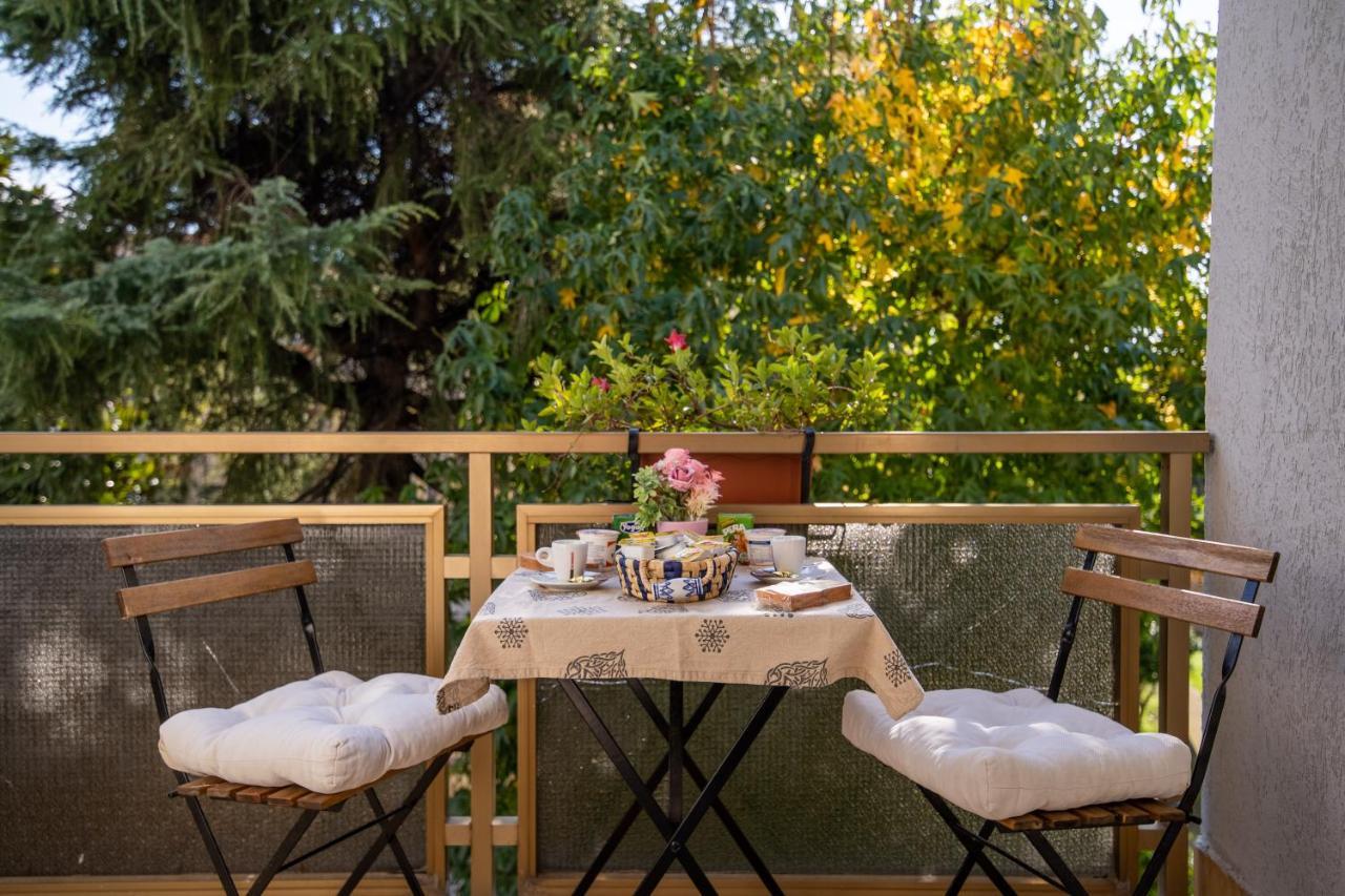 B&B A Casa Di Amici Caserta Buitenkant foto