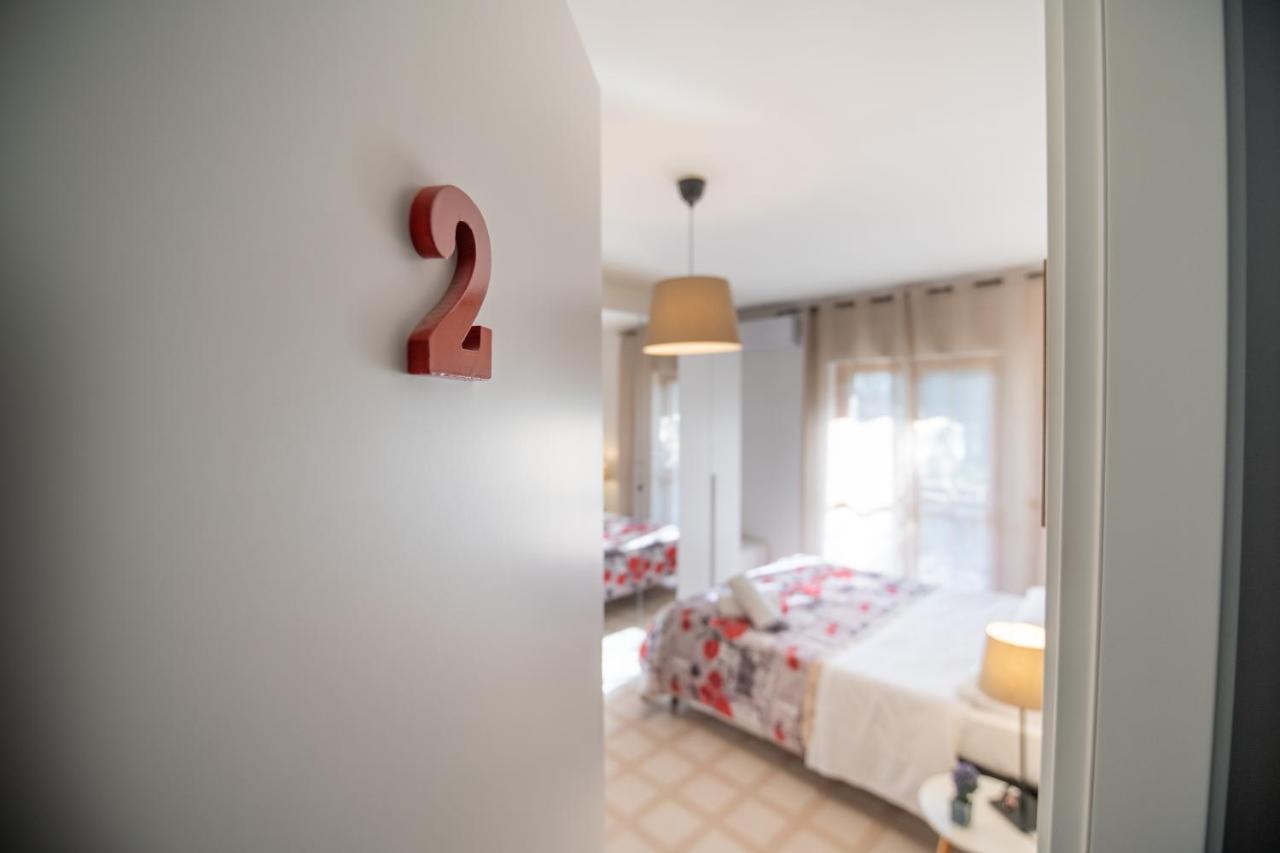 B&B A Casa Di Amici Caserta Buitenkant foto